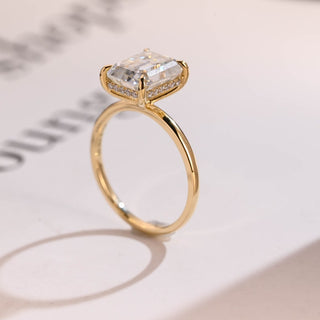 Stunning 1.0 - 2.0 CT Emerald Moissanite Engagement Ring with Hidden Halo Design 3