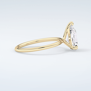 2.0 CT Pear Cut Solitaire Moissanite Engagement Ring 4