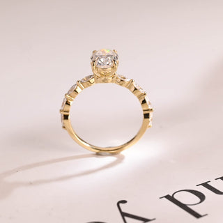 Stunning 1.0 - 2.0 CT Oval Moissanite Engagement Ring with Pave Design 7
