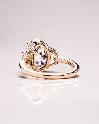 4.0 CT Oval Cut Three Stones Moissanite Engagement Ring