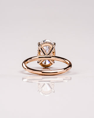 4.0 CT Oval Cut Moissanite Engagement Ring With Hidden Halo Setting