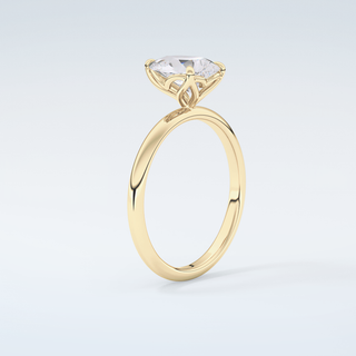2.0 CT Pear Cut Solitaire Moissanite Engagement Ring 6