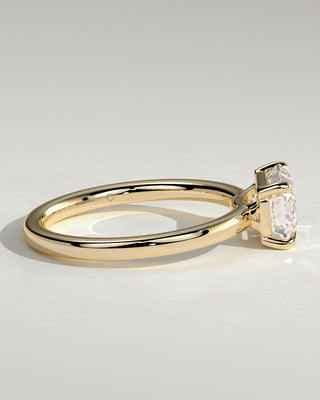 2.0 CT Emerald East West Solitaire Moissanite Engagement Ring