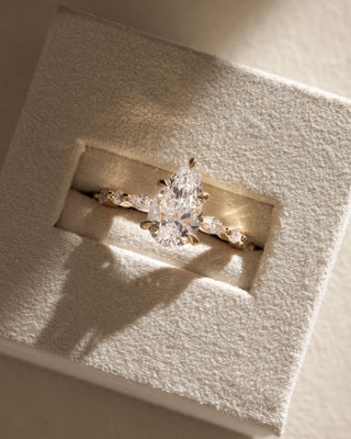 2.0 CT Pear Pave Moissanite Diamond Engagement Ring