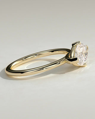 2.0 CT Marquise East-West Solitaire Moissanite Engagement Ring