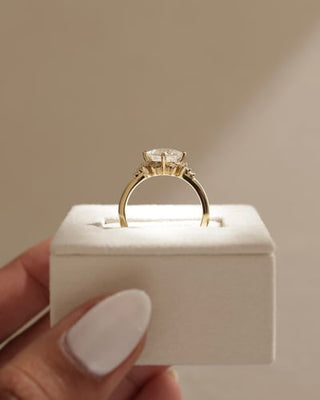 2.0 CT Princess Cluster Moissanite Engagement Ring