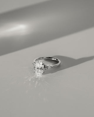 2 CT Oval Cut Cluster Moissanite Diamond Engagement Ring
