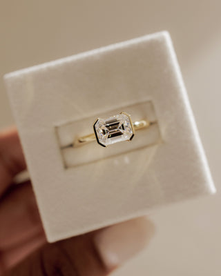 2 CT Emerald Cut East-West Solitaire Moissanite Engagement Ring