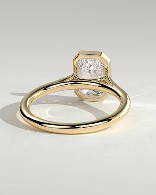 2.0 CT Emerald Cathedral & Bezel Moissanite Engagement Ring