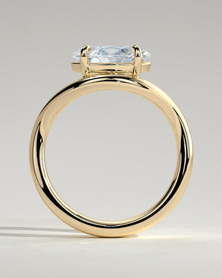 2.0 CT Oval Curved & Solitaire Moissanite Engagement Ring