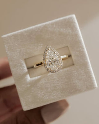 2 CT Pear Cut Halo Moissanite Diamond Engagement Ring