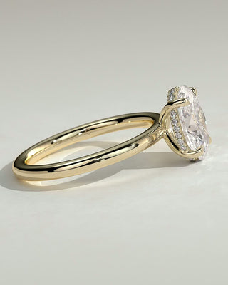 2.0 CT Oval Hidden Halo Moissanite Engagement Ring
