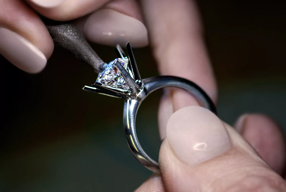 Alfredo GemYard Unveil the Beauty of Precious Jewelry