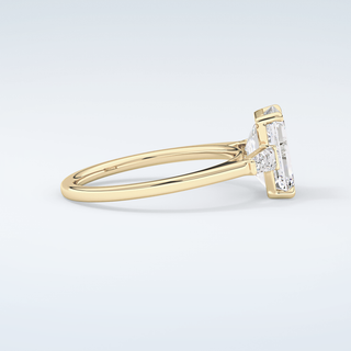 2.0 CT Emerald Cut Three Stone Moissanite Engagement Ring 4