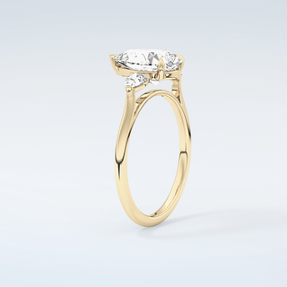 2.0 CT Pear Cut Three Stone Moissanite Engagement Ring 6