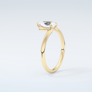 2.0 CT Pear Cut Solitaire Moissanite Engagement Ring 6