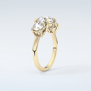 2.0 CT Round Cut Three Stone Moissanite Engagement Ring 6