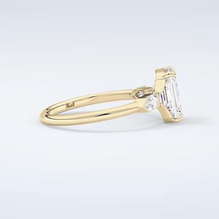 2.0 CT Emerald Cut Three Stone Moissanite Engagement Ring 4