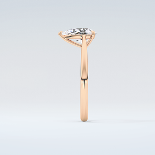 2.0 CT Pear Cut Solitaire Moissanite Engagement Ring 11