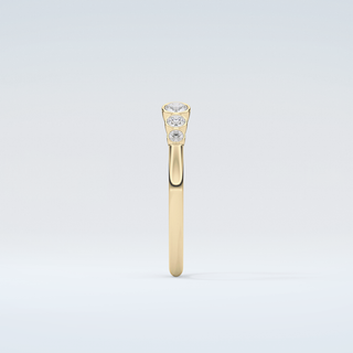 0.22 TCW Round Shaped Moissanite Wedding Band 5