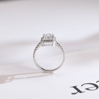 Stunning 1.0 - 2.0 CT Emerald Moissanite Engagement Ring with Pave and Halo Design 3