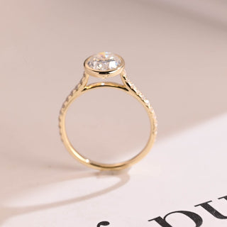 Stunning 1.0 - 2.0 CT Oval Moissanite Engagement Ring with Bezel Design 7