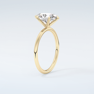 2.0 CT Oval Cut Solitaire Moissanite Engagement Ring 6