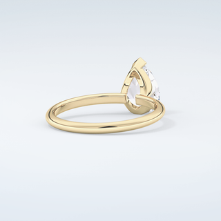 2.0 CT Pear Cut Solitaire Moissanite Engagement Ring 3