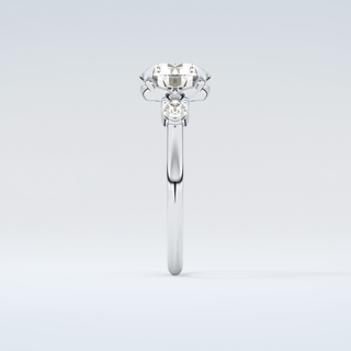 2.0 CT Round Cut Three Stone Moissanite Engagement Ring 17