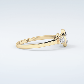 2.0 CT Oval Cut Three Stone Moissanite Engagement Ring 4