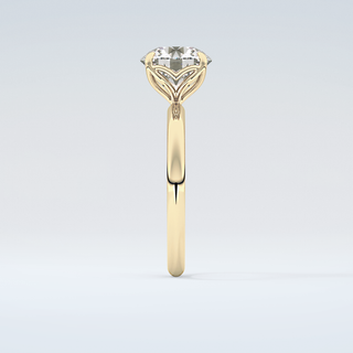 1.5 CT Round Cut Solitaire Moissanite Engagement Ring 5