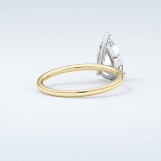 2.0 CT Pear Cut Solitaire Moissanite Engagement Ring 3