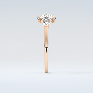 2.0 CT Round Cut Three Stone Moissanite Engagement Ring 11