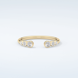 0.22 TCW Round Shaped Moissanite Wedding Band 1