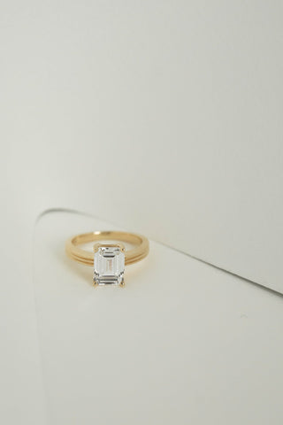 2 CT Round Three Stones Lab Grown Diamond Engagement Ring