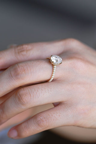 Stunning 1.0 - 2.0 CT Oval Moissanite Engagement Ring with Hidden Halo Design 4