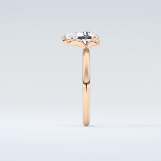 2.0 CT Pear Cut Solitaire Moissanite Engagement Ring 11