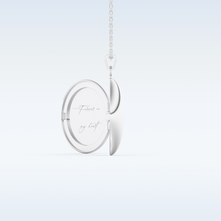 Image and Name Engraved Round Shape Pendant in Solid Gold or Silver 3