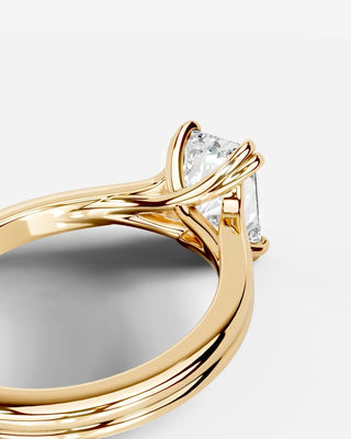 Marquise Solitaire With Tulip Prongs Lab Grown Diamond Engagement Ring