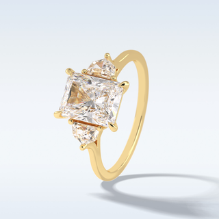 Elegant 2.5 CT Three Stones Engagement Ring Featuring Radiant Moissanite