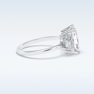 Elegant 3.0 CT Three Stones Engagement Ring Featuring Radiant Moissanite