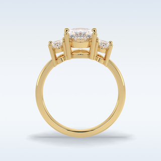 Elegant 2.5 CT Three Stones Engagement Ring Featuring Oval Moissanite