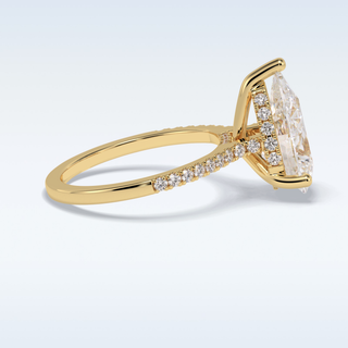 Elegant 3.05 CT Pave & Hidden Halo Engagement Ring Featuring Pear Moissanite