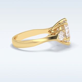 Elegant 3.05 CT Three Stones Engagement Ring Featuring Heart Moissanite