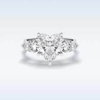 Elegant 3.05 CT Three Stones Engagement Ring Featuring Heart Moissanite