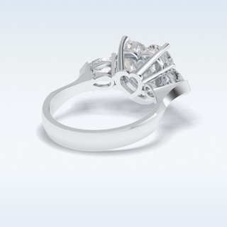 Elegant 3.05 CT Three Stones Engagement Ring Featuring Heart Moissanite