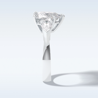Elegant 3.05 CT Three Stones Engagement Ring Featuring Heart Moissanite