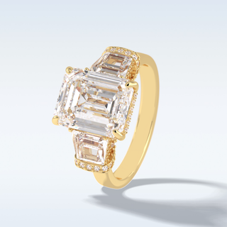 Elegant 4.0 CT Three Stones Engagement Ring Featuring Emerald Moissanite