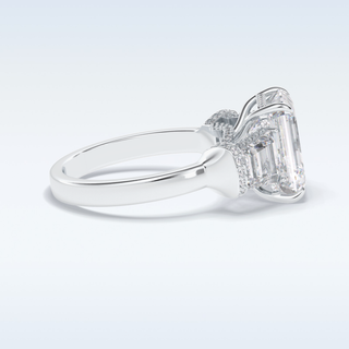 Elegant 4.0 CT Three Stones Engagement Ring Featuring Emerald Moissanite