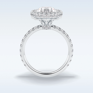 Elegant 0.54 CT Halo & Pave Engagement Ring Featuring Oval Moissanite